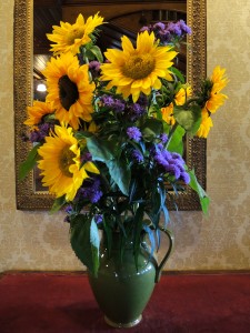 Another of Carol's arrangements with sunflowers--photo copyright Anne Underwood Enslow